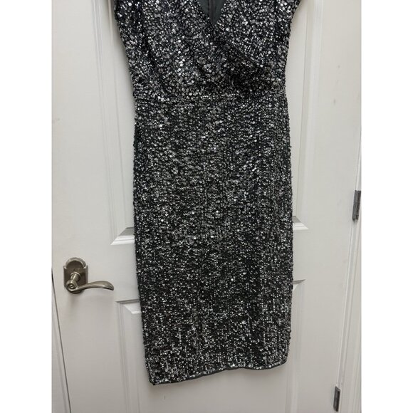 NWT Mac Duggal Size 12 Gray Sequined Cap Sleeve Wrap Over Cocktail Midi Dress - Picture 6 of 13